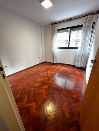 DEPARTAMENTO EN VENTA - Paraguay 169