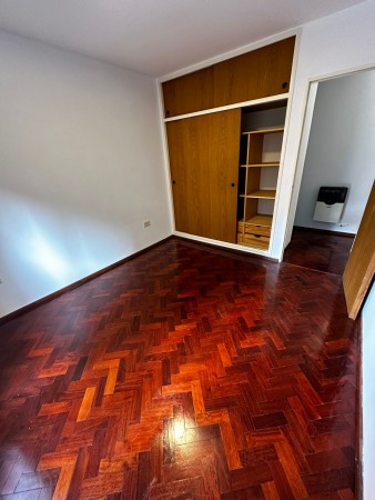 DEPARTAMENTO EN VENTA - Paraguay 169