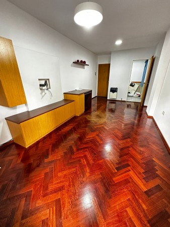 DEPARTAMENTO EN VENTA - Paraguay 169