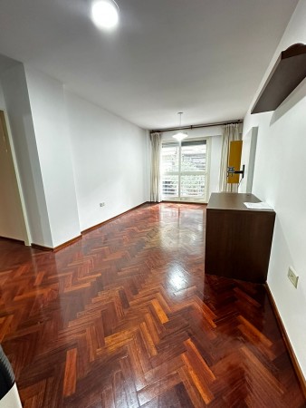DEPARTAMENTO EN VENTA - Paraguay 169