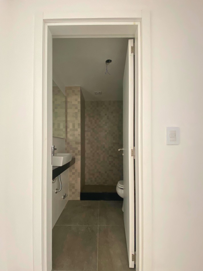 Venta | Departamento 1 Dormitorio con Enorme Patio Exclusivo con Parrillero | Ov Lagos 1269