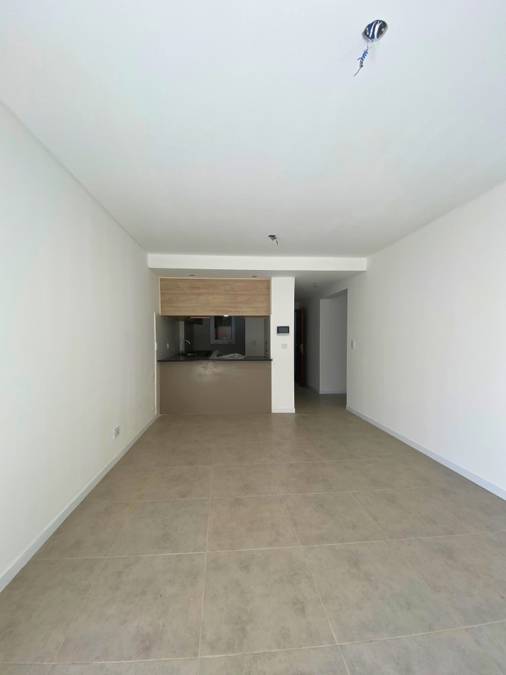 Venta | Departamento 1 Dormitorio con Enorme Patio Exclusivo con Parrillero | Ov Lagos 1269