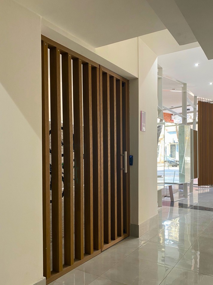 Venta | Departamento 1 Dormitorio con Enorme Patio Exclusivo con Parrillero | Ov Lagos 1269