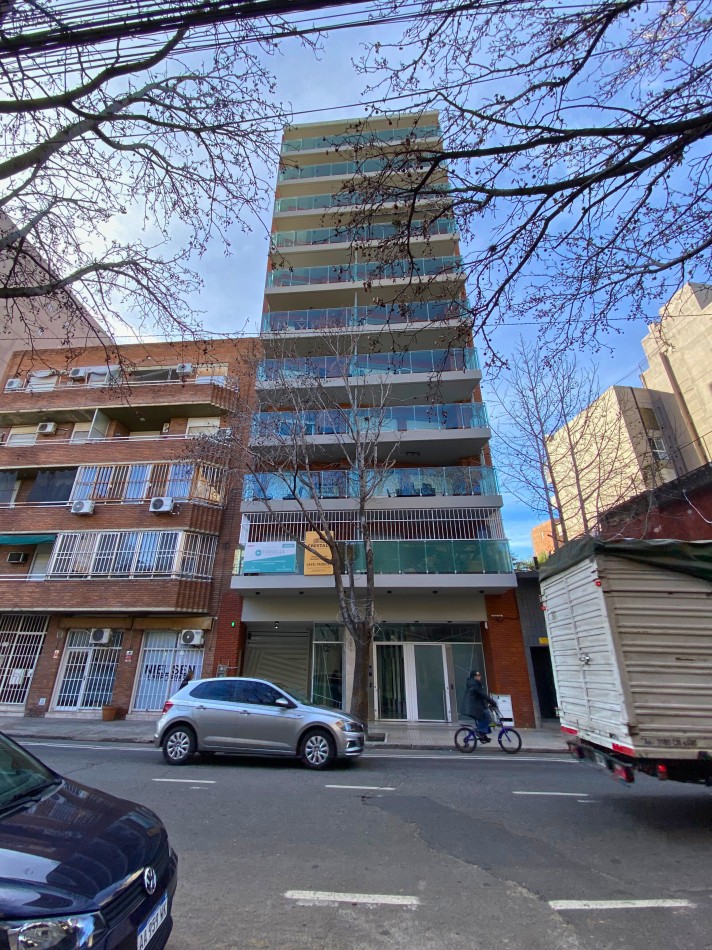 Venta | Departamento 1 Dormitorio con Enorme Patio Exclusivo con Parrillero | Ov Lagos 1269