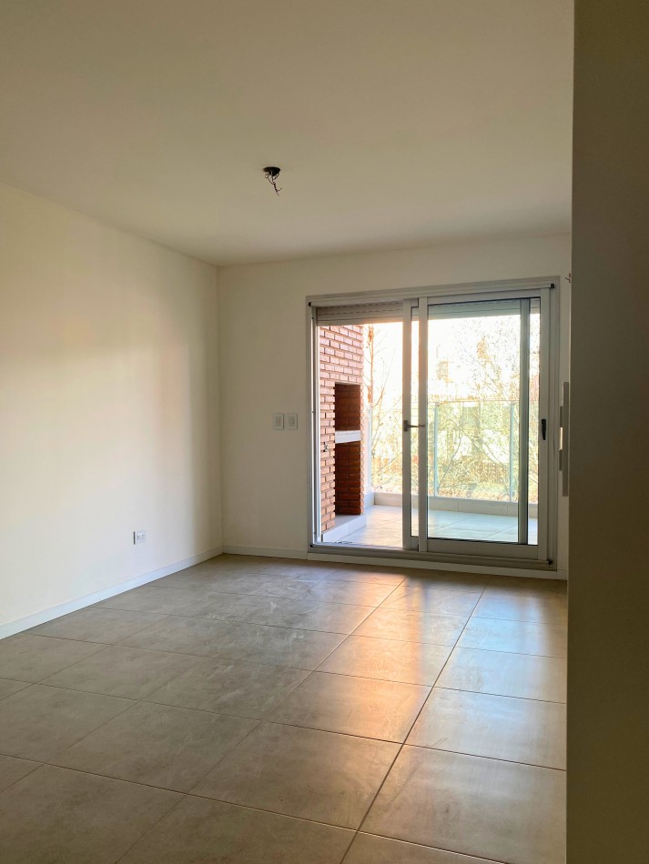 Venta | Departamento 1 Dormitorio con Balcon y Parrillero | Ov Lagos 1261