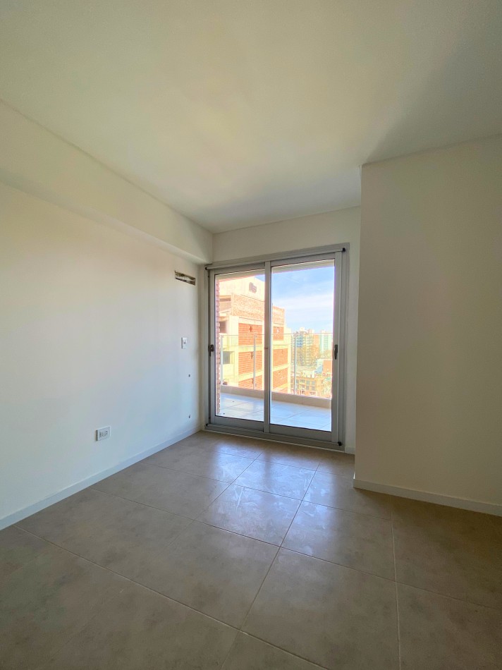 Venta | Semipiso 2 Dormitorios con Terraza y Parrillero | Ov Lagos 1261