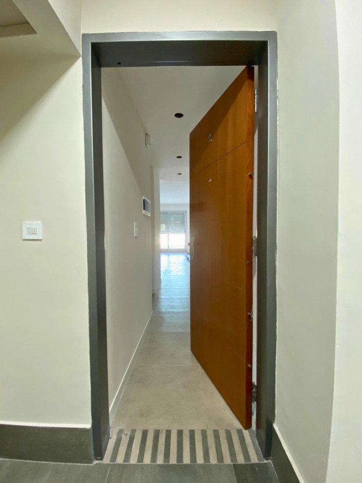 Venta | Semipiso 2 Dormitorios con Terraza y Parrillero | Ov Lagos 1261