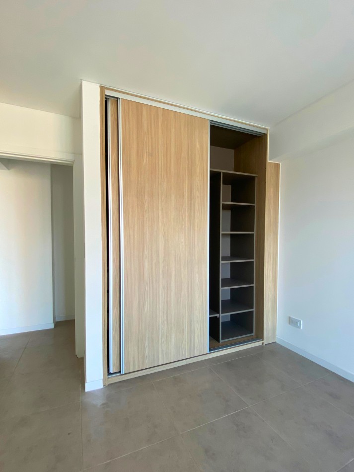 Venta | Semipiso 2 Dormitorios con Terraza y Parrillero | Ov Lagos 1261