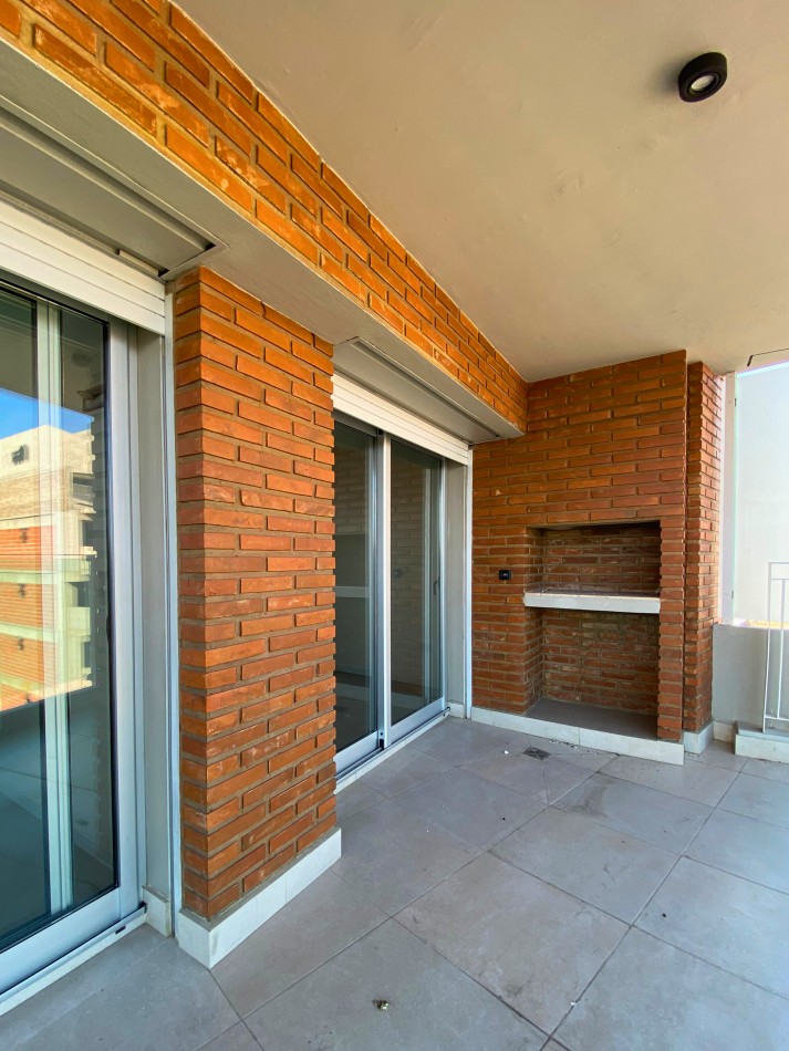 Venta | Semipiso 2 Dormitorios con Terraza y Parrillero | Ov Lagos 1261