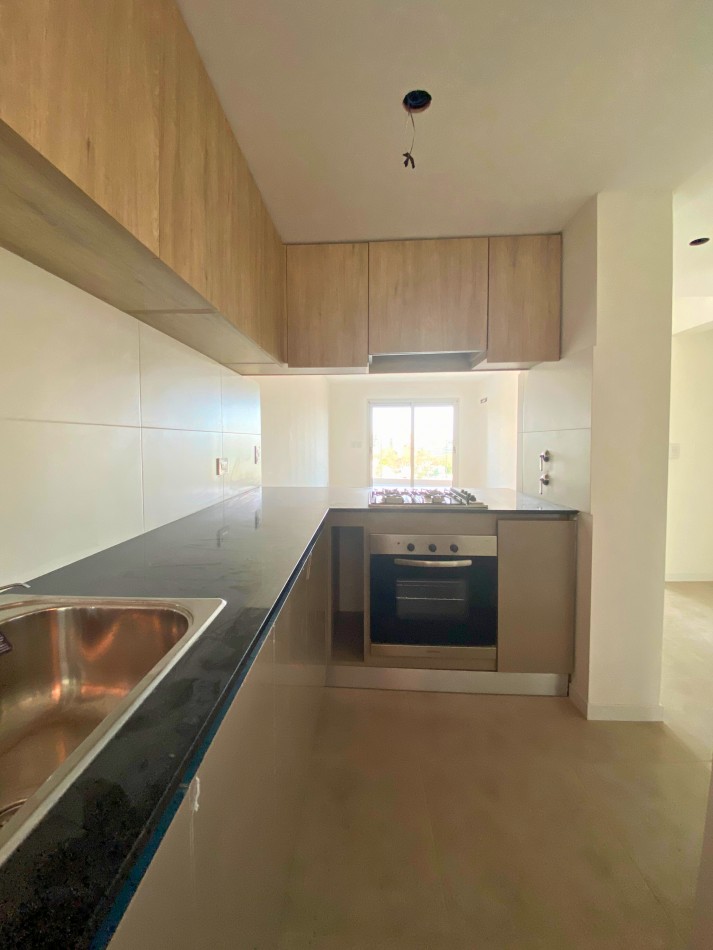 Venta | Semipiso 2 Dormitorios con Terraza y Parrillero | Ov Lagos 1261