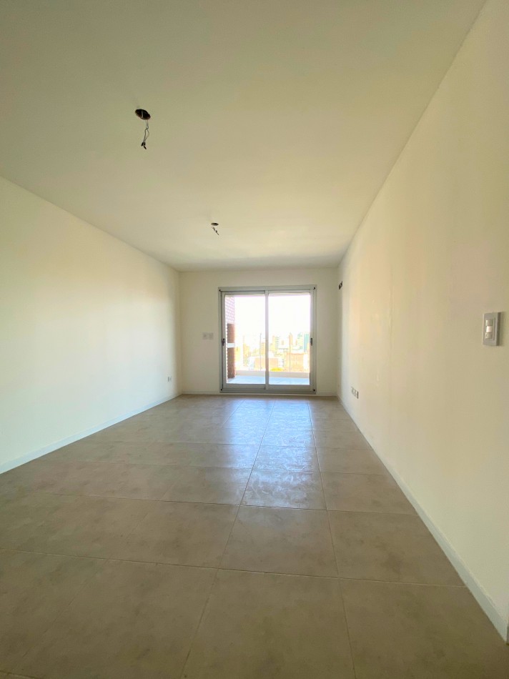 Venta | Semipiso 2 Dormitorios con Terraza y Parrillero | Ov Lagos 1261