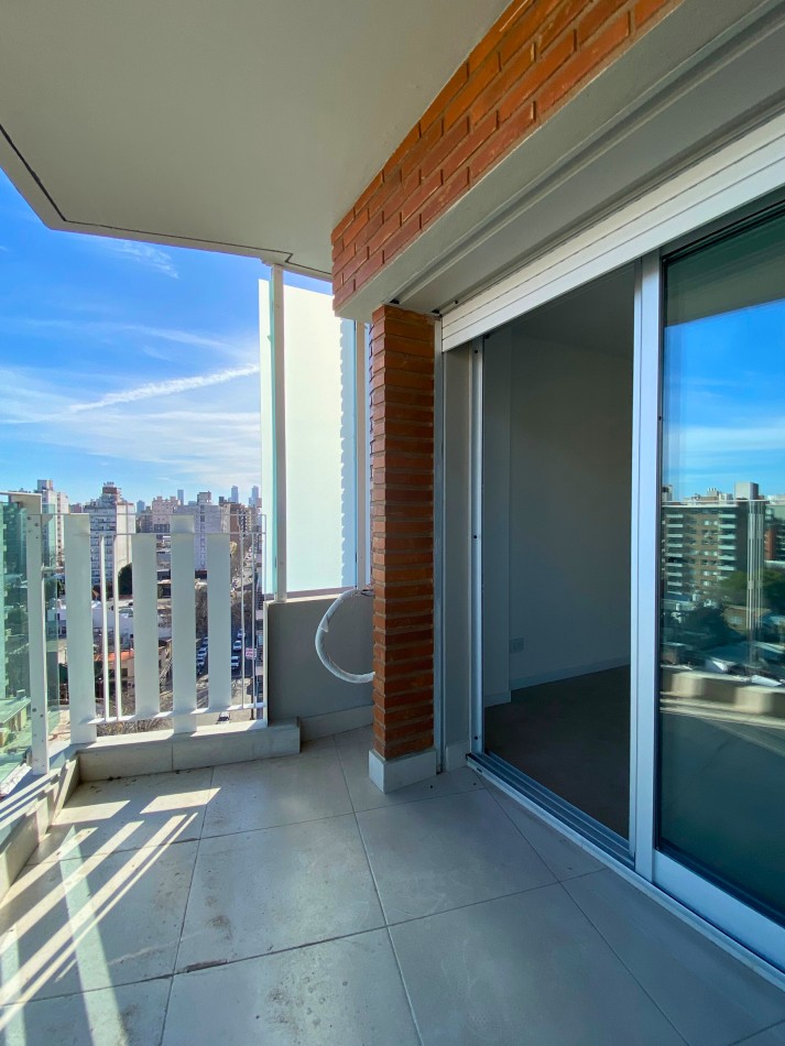Venta | Semipiso 2 Dormitorios con Terraza y Parrillero | Ov Lagos 1261