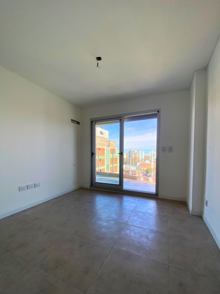 Venta | Semipiso 2 Dormitorios con Terraza y Parrillero | Ov Lagos 1261