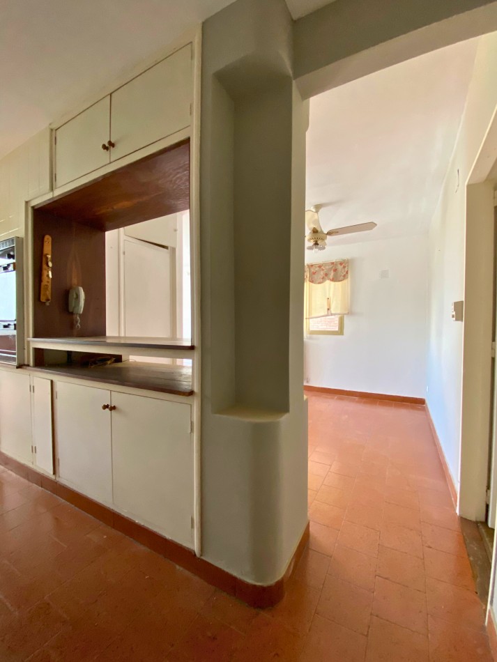 Venta | 3 HABITACIONES Y COCHERA | Pje Cajaraville 165