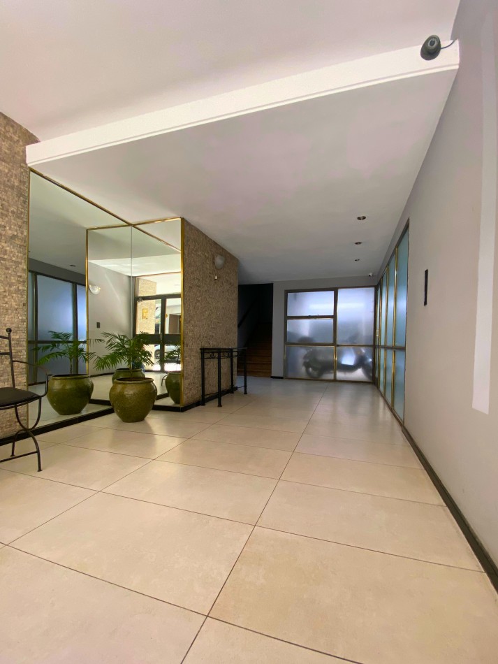 Venta | 3 HABITACIONES Y COCHERA | Pje Cajaraville 165