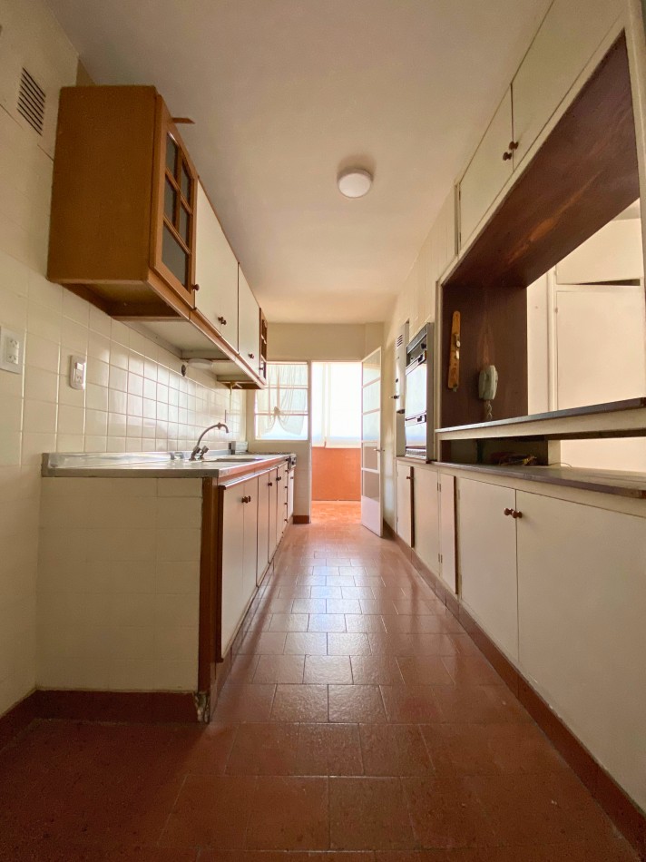 Venta | 3 HABITACIONES Y COCHERA | Pje Cajaraville 165