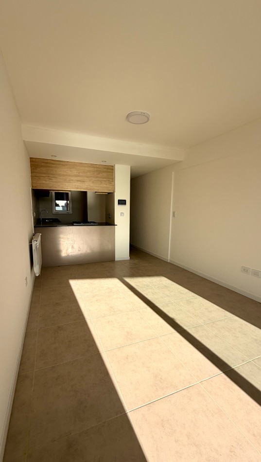 Venta | Departamento 2 Dormitorios con balcon | Ov. Lagos 1269