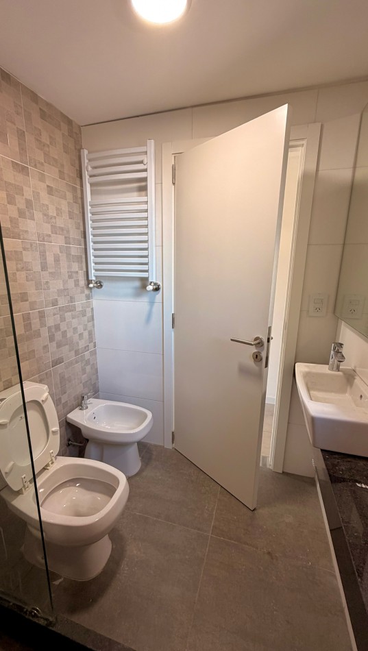 Venta | Departamento 2 Dormitorios con balcon | Ov. Lagos 1269