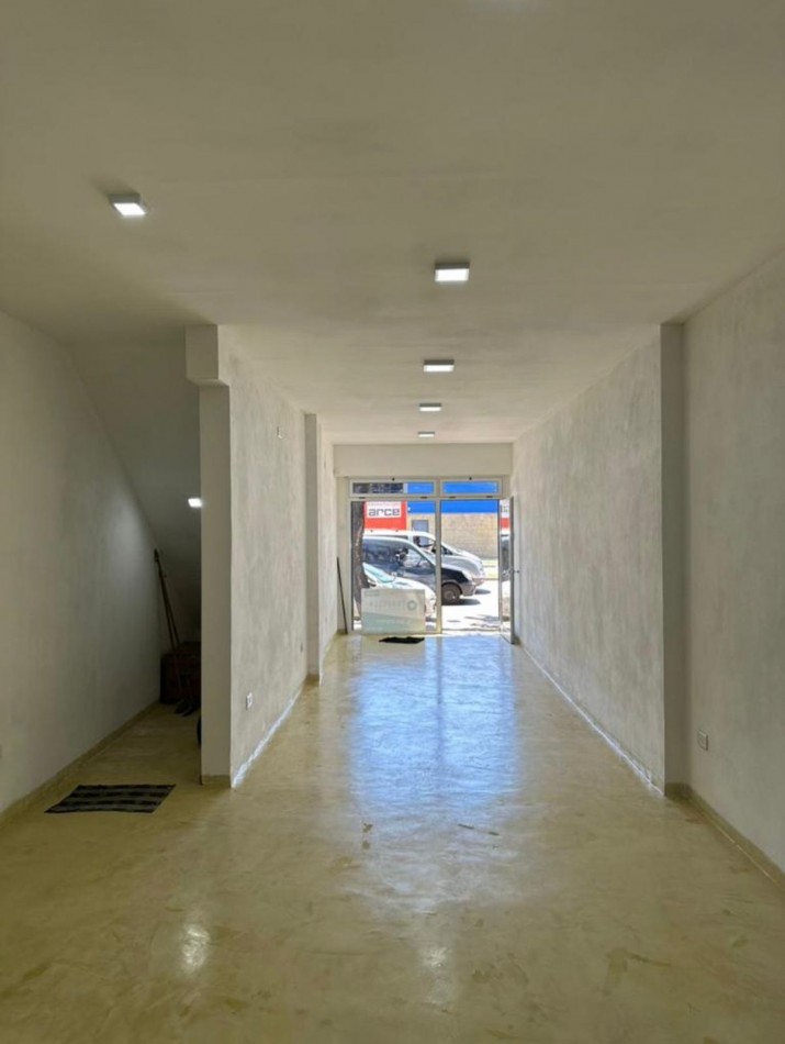 ALQUILER | LOCAL COMERCIAL | PPROVINCIAS UNIDAS 112