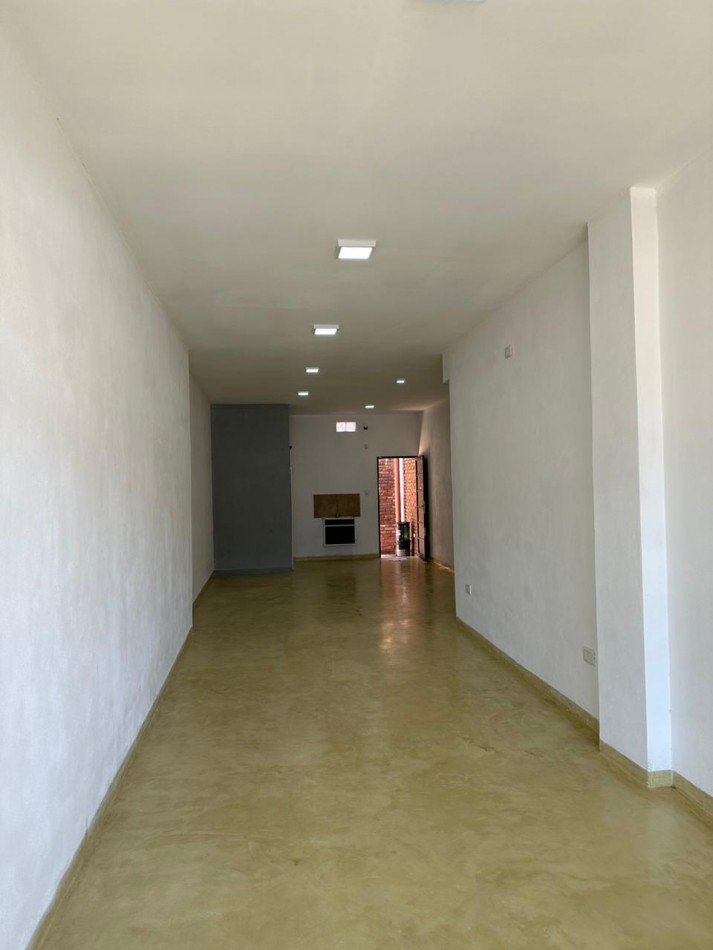 ALQUILER | LOCAL COMERCIAL | PPROVINCIAS UNIDAS 112