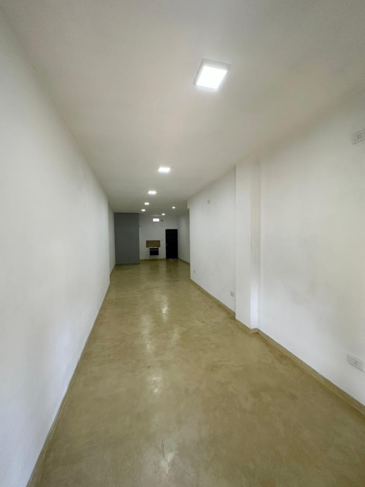 ALQUILER | LOCAL COMERCIAL | PPROVINCIAS UNIDAS 112