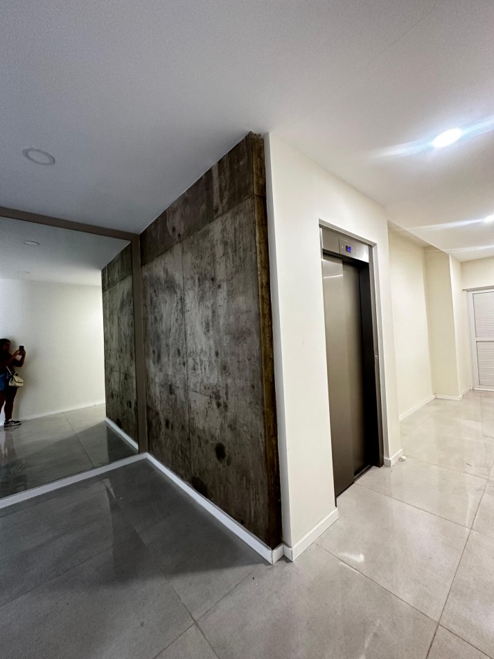 VENTA | 1 HABITACION | SUIPACHA 819