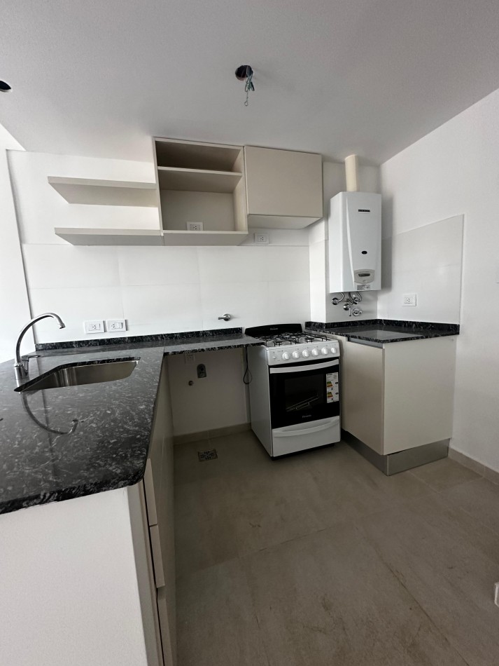 VENTA | 1 HABITACION | SUIPACHA 819