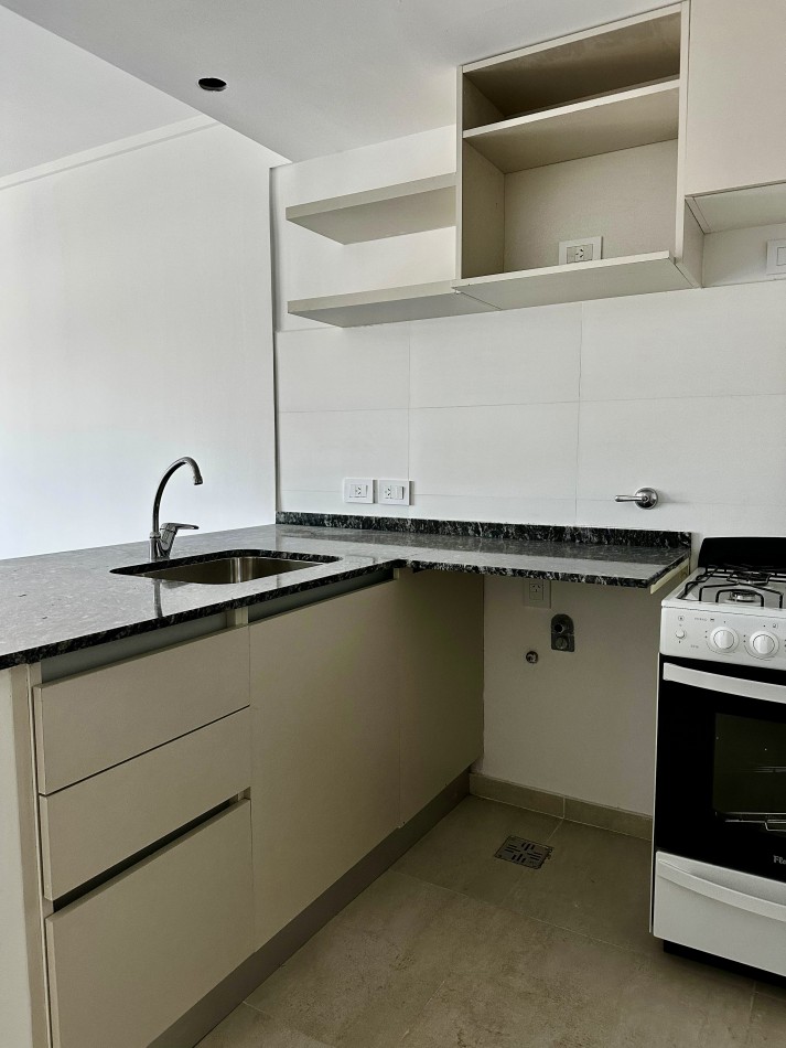 VENTA | 1 HABITACION | SUIPACHA 819