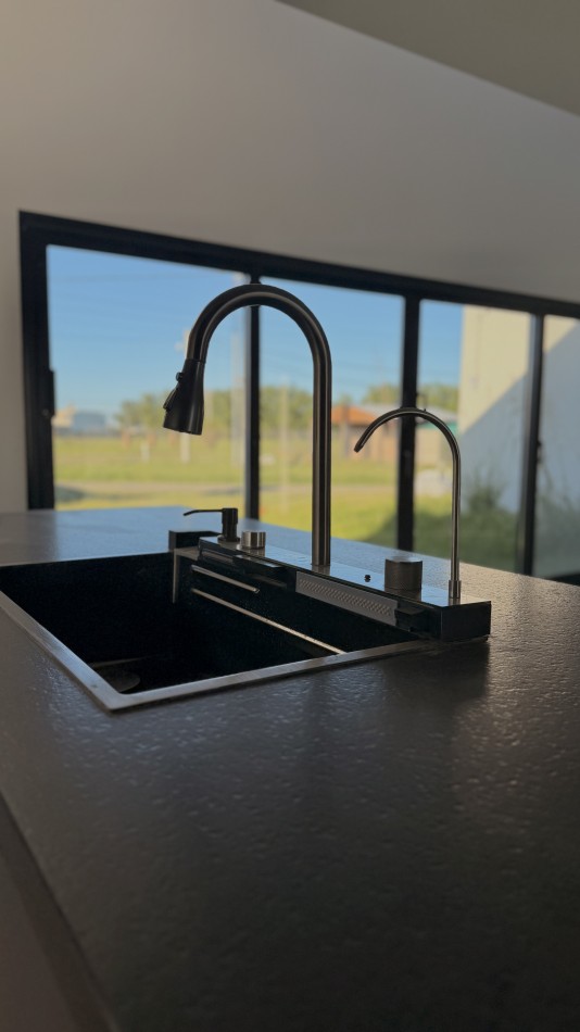 VENTA | VIVIENDA CON JARDIN | PUEBLO ESTHER