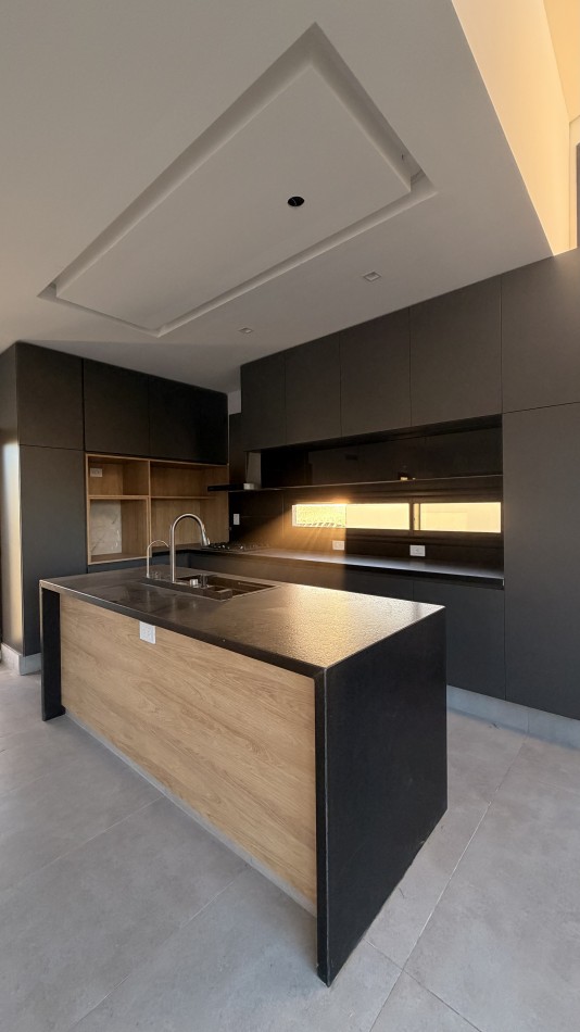 VENTA | VIVIENDA CON JARDIN | PUEBLO ESTHER