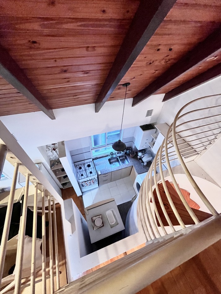 VENTA | 2 HABITACIONES + COMODIN | 3 DE FEBRERO 66