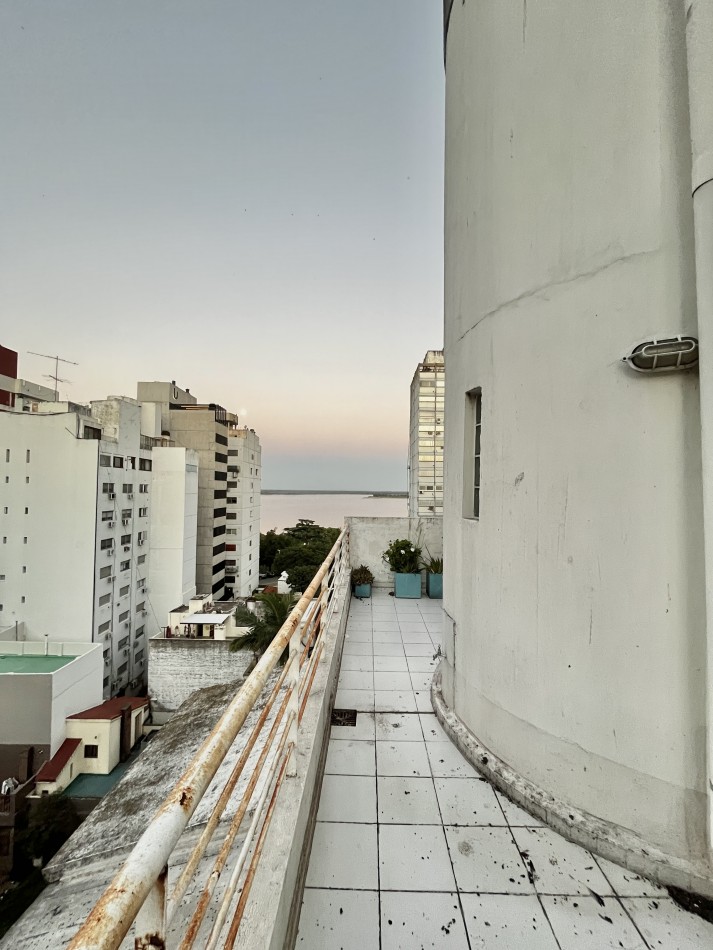 VENTA | 2 HABITACIONES + COMODIN | 3 DE FEBRERO 66