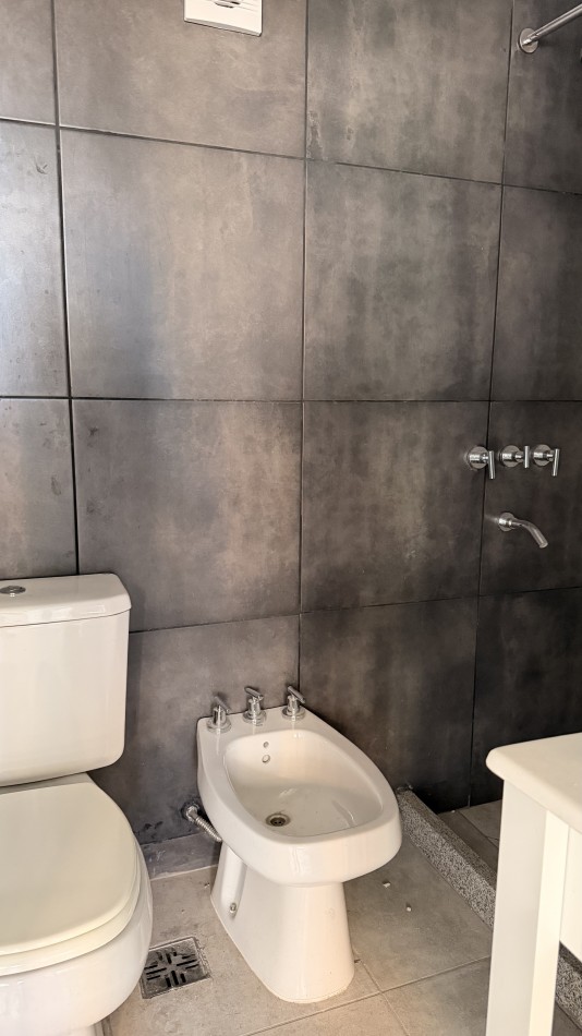 ALQUILER | MONOAMBIENTE | ZEBALLOS 2053