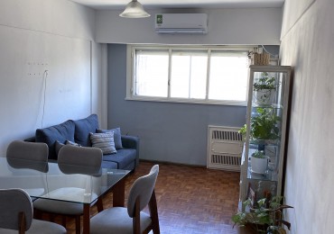 ¡Departamento de 2 Dormitorios + Habitacion de Servicio con Cochera en Venta - ¡A Solo U$D 80.000!